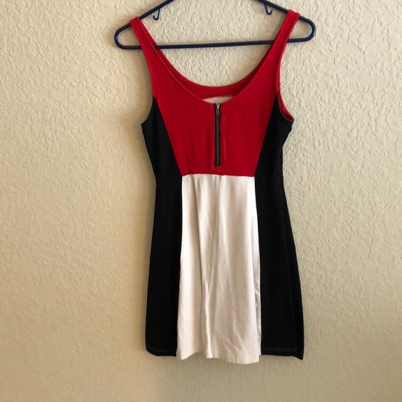 Color block dress - Picture 2 of 2